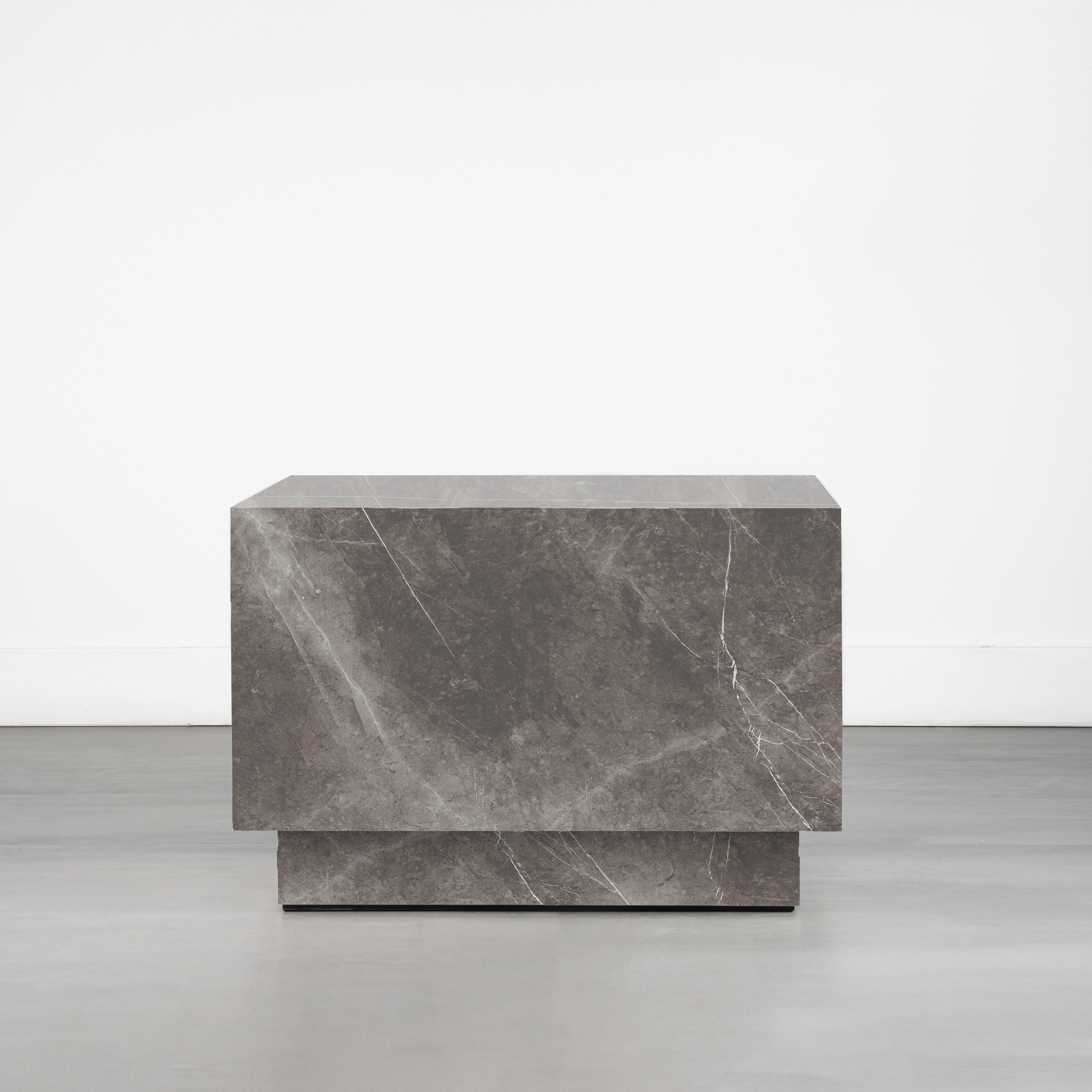Square Coffee Table in Pietra Grey Large-format Porcelain